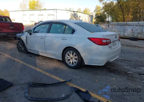 2017 Subaru Legacy 2.5I Premium из США, поврежденный, VIN 4S3BNAC69H3005367
